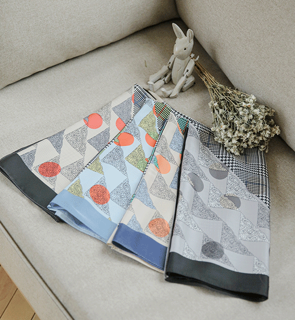 韓國配色混搭風印花方形領巾