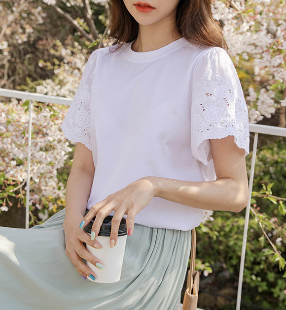 韓國玫瑰花鏤空刺繡短袖T恤