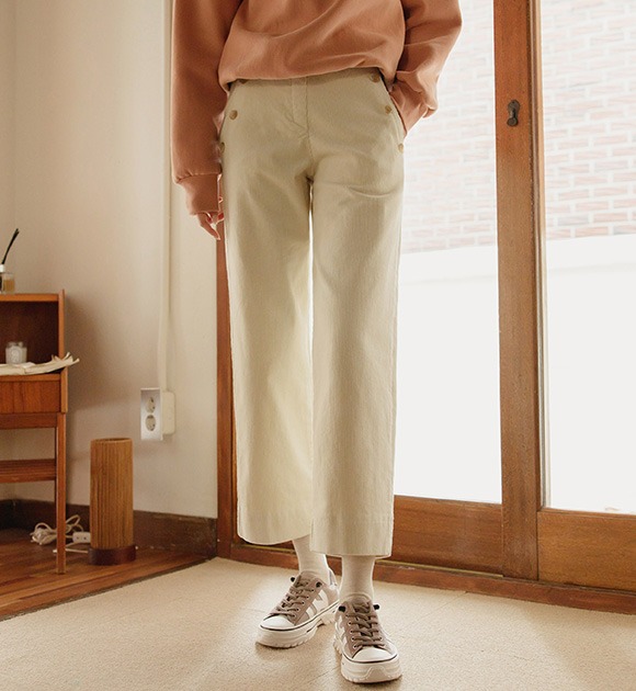 韓國琥珀釦裝飾口袋燈芯絨直筒褲