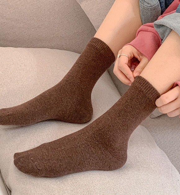 韓國中筒羊毛混紡襪