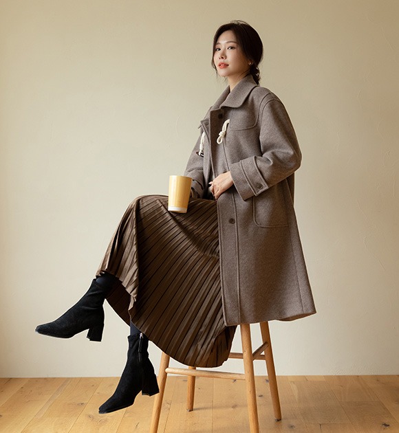 韓國牛角釦裝飾長版大衣