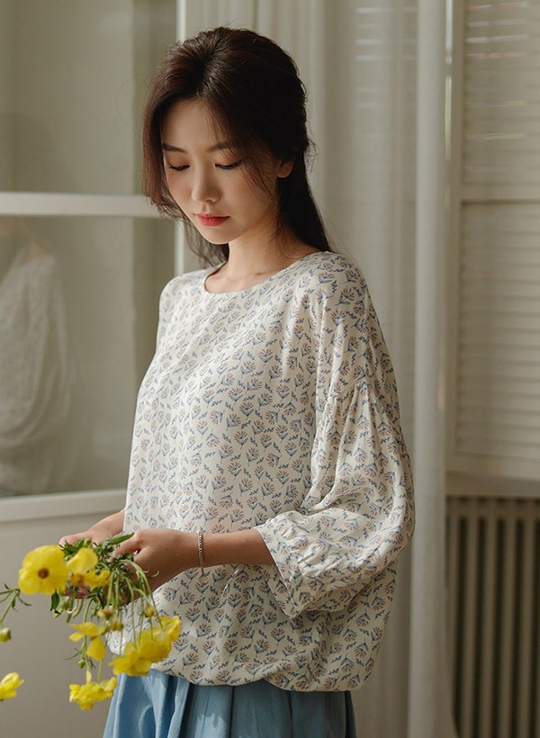 韓國花葉圖案綁帶襬七分袖上衣
