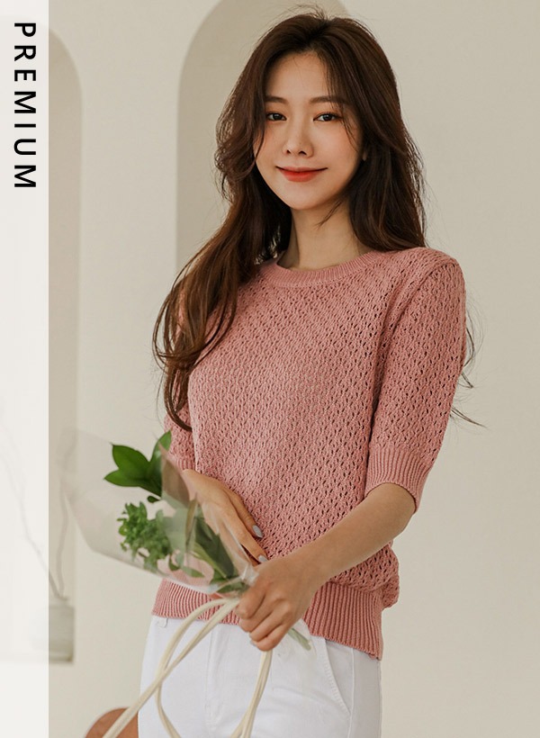 韓國[只在這裡]花形鏤空圓領短袖針織衫