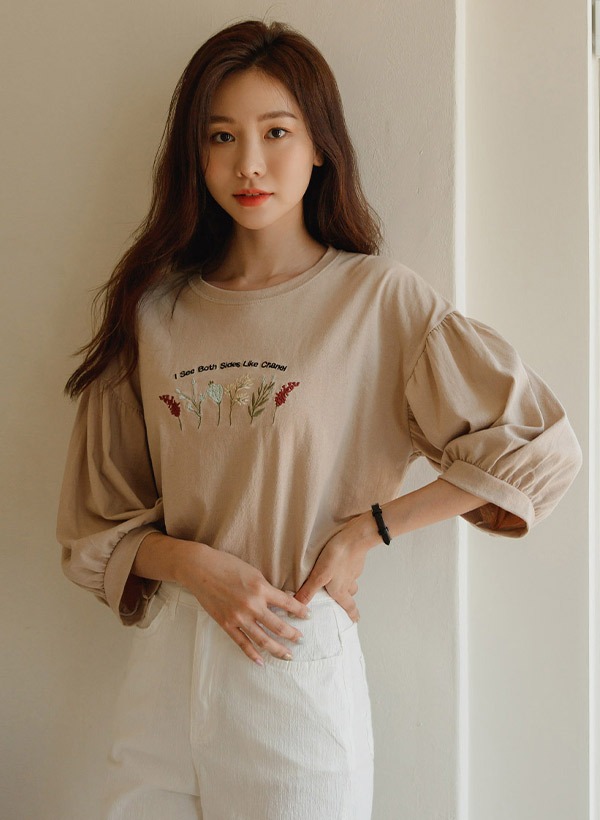 韓國花草刺繡七分泡泡袖T恤