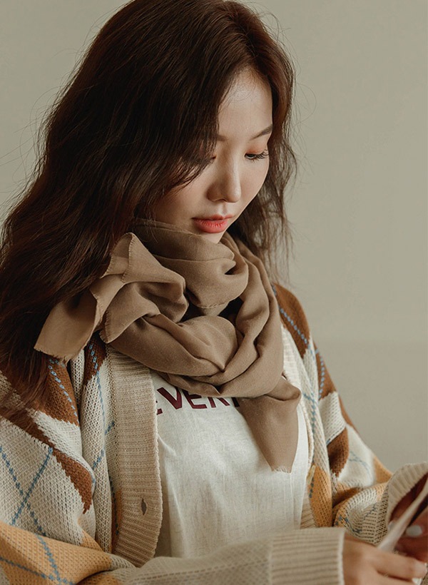 韓國輕薄微透鬚邊素面圍巾