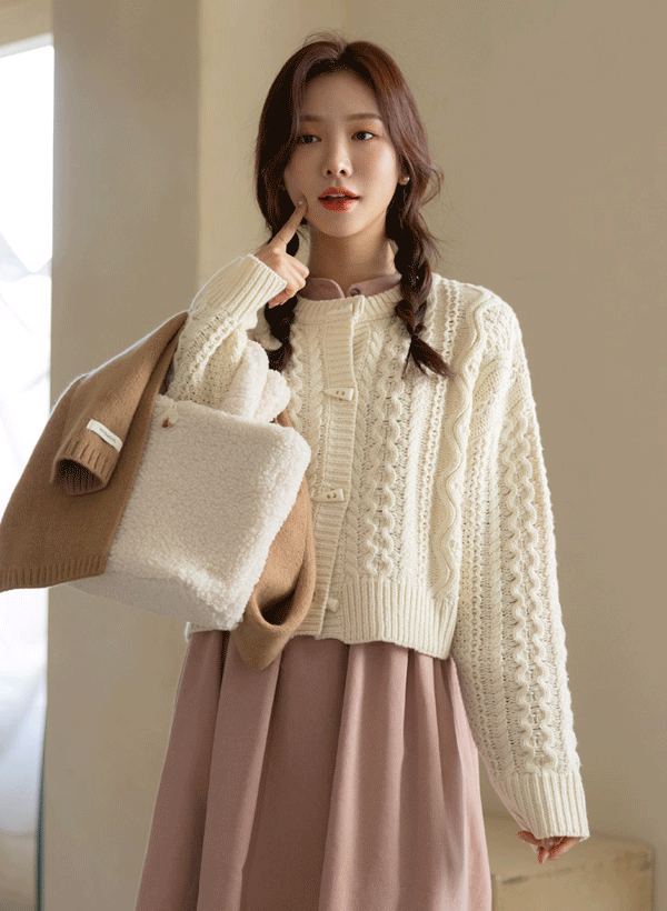韓國牛角釦羊毛混紡針織外套