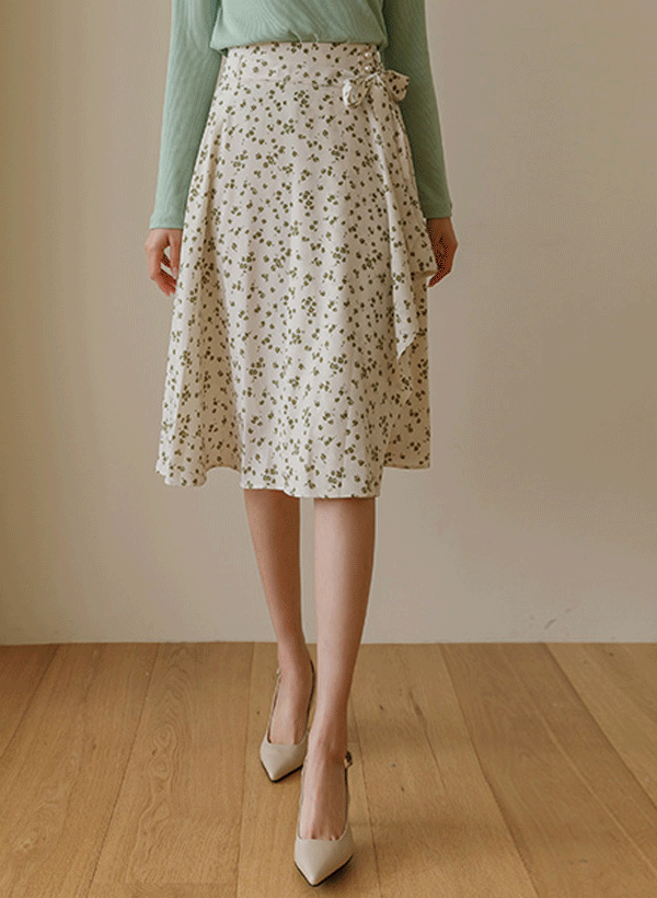 韓國附綁帶花朵層疊五分裙