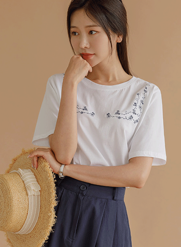 韓國刺繡短袖T恤