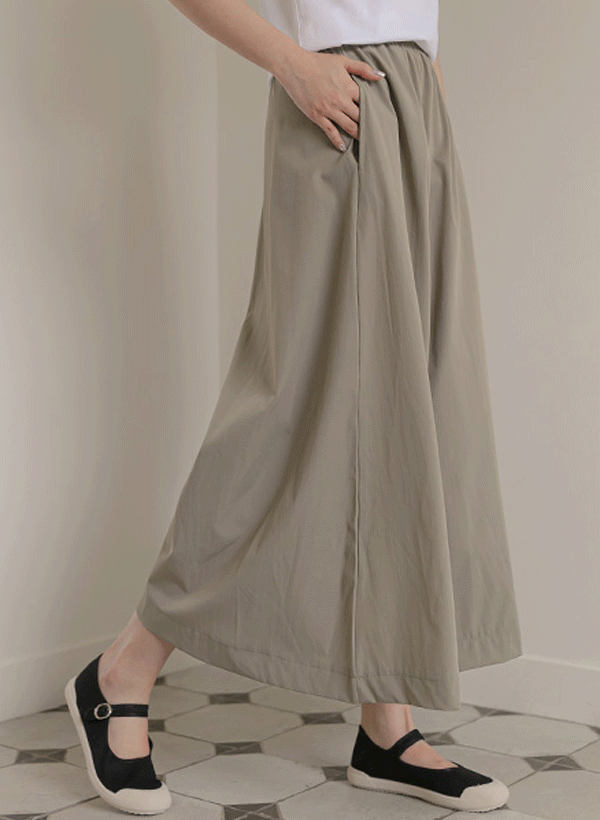 韓國純色鬆緊腰長版褲裙