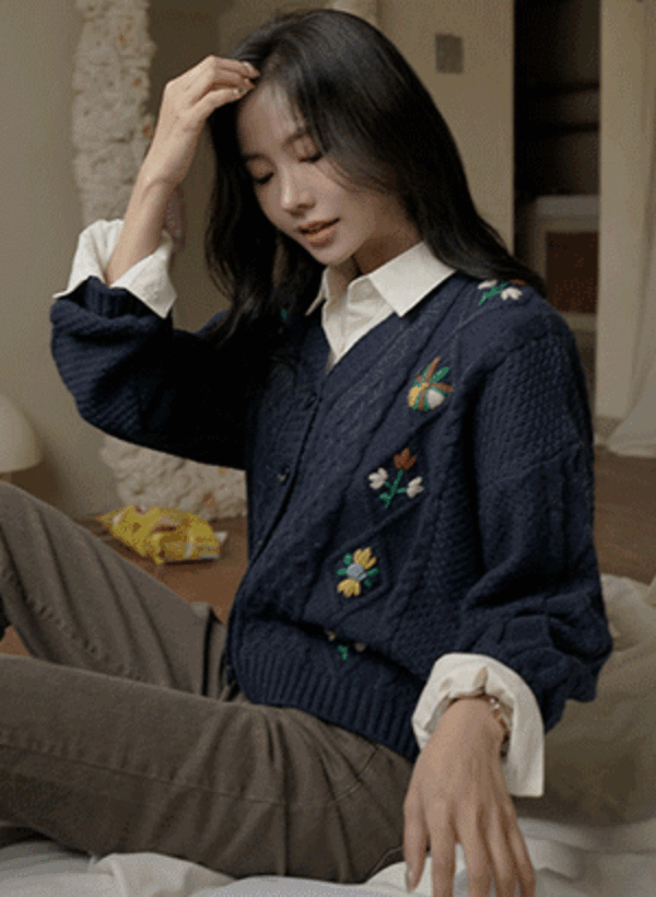 韓國花朵刺繡針織外套