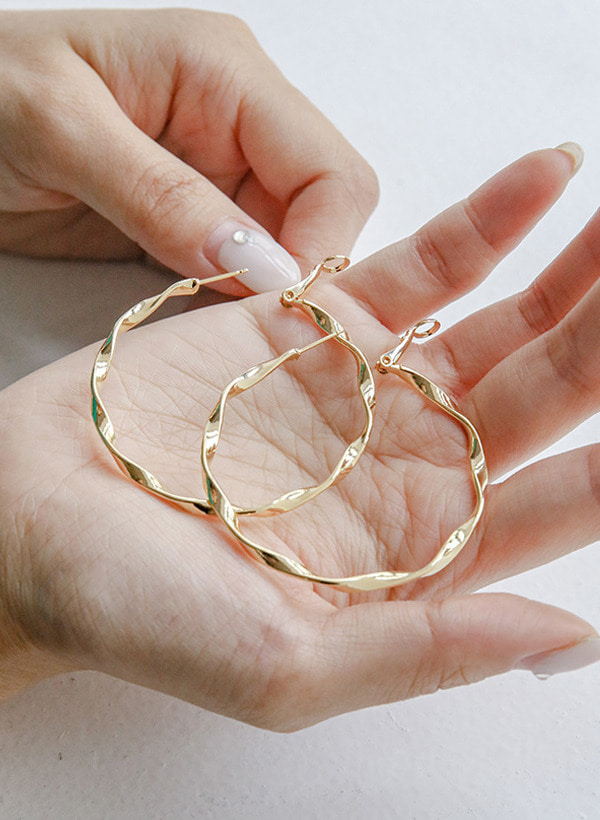 韓國浪漫波浪造型大圓圈耳環