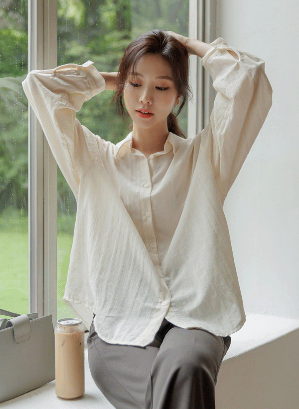 韓國寬鬆直紋圓弧襬襯衫