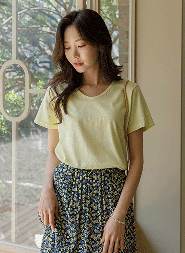 韓國[1+1]純色U領T恤